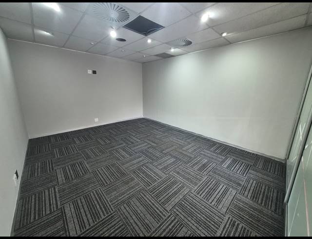 319M² OFFICE TO LET IN WOODMEAD